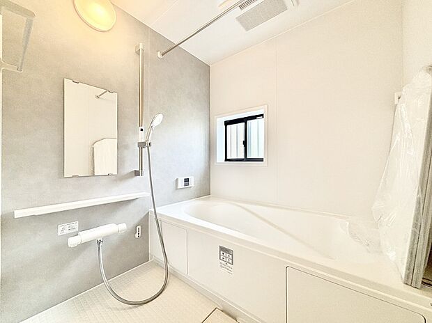 一日の疲れを癒やす大切なバスタイム。ゆっくりとお風呂を楽しんで疲れをとりたいですね！  