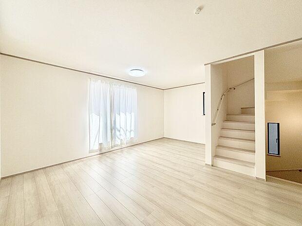 リビング階段が家族の笑顔と会話をつないでくれます  