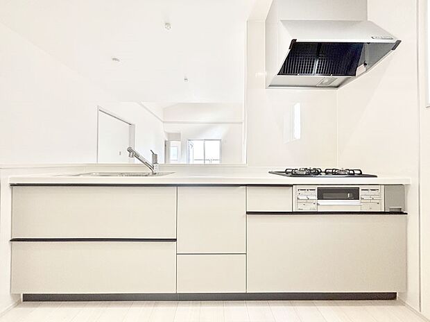 ゆとりあるキッチンではご家族と楽しくお料理ができます。