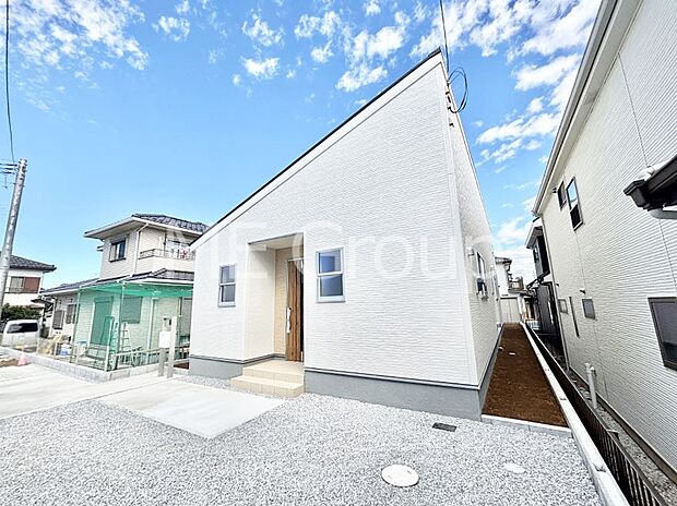 洗練された外観、上質な住空間が広がる室内は永く安心して過ごせる住居です。 