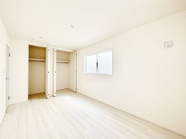 収納が充実しているので、居住スペースを広く使えます。 