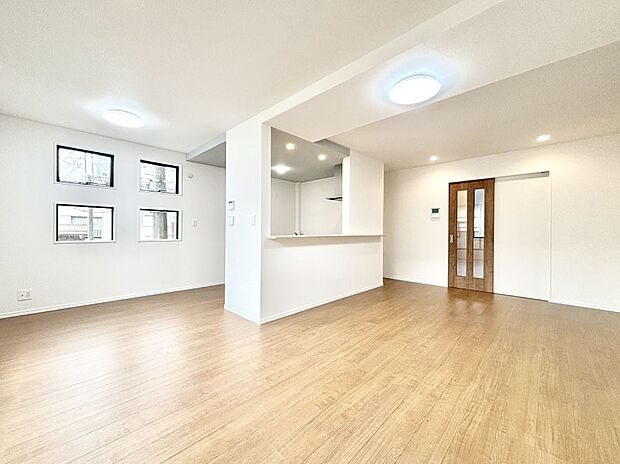 住む方の個性が引き出される、インテリアを考えるのが楽しみなリビングです！ 