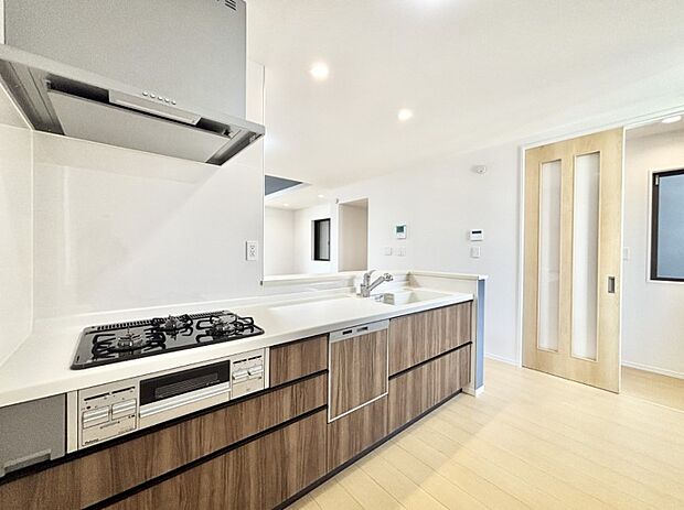 お料理を効率的に、楽しく!システムキッチン