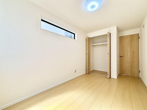 子供部屋にもおすすめな収納スペースたっぷりの居室