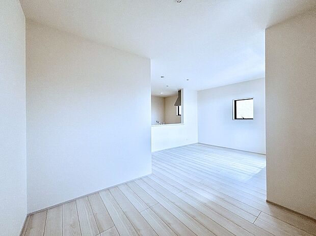 住む方の個性が引き出される、インテリアを考えるのが楽しみなリビングです!