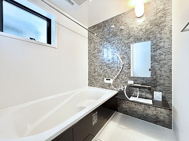 一日の疲れを癒やす大切なバスタイム。ゆっくりとお風呂を楽しんで疲れをとりたいですね!