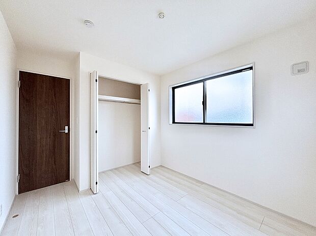 収納が充実しているので、居住スペースを広く使えます。