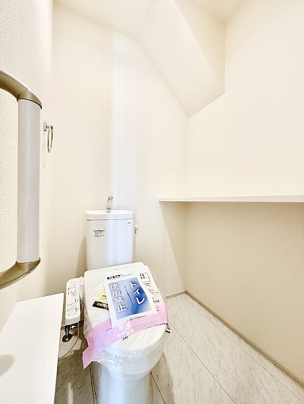 トイレは安心の2箇所！朝のバタバタも一安心です。 