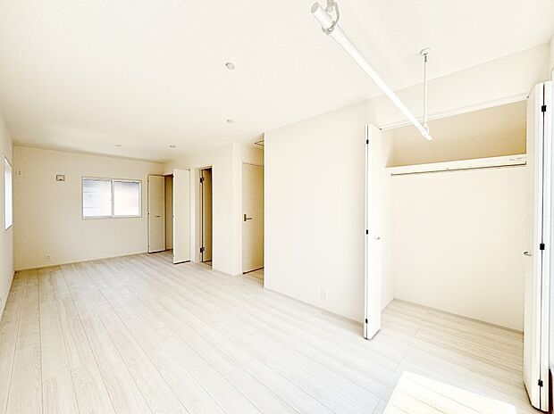 将来は2部屋にすることもできますね。お年頃になったら夢の個室にチェンジ！