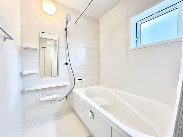 一日の疲れを癒やす大切なバスタイム。ゆっくりとお風呂を楽しんで疲れをとりたいですね！  