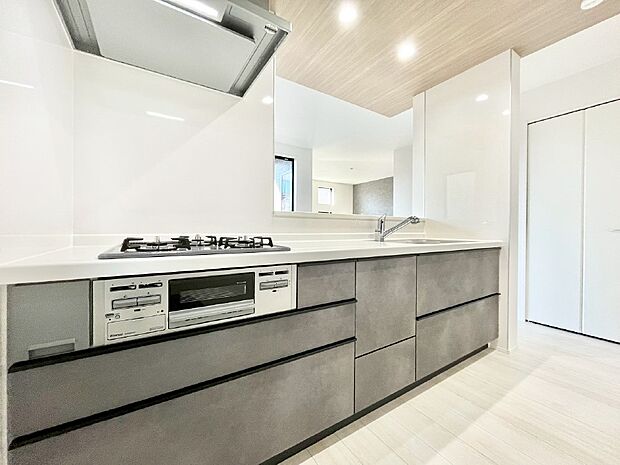 毎日使うキッチンだから、使いやすさ＆お手入れのしやすさにこだわりました。 