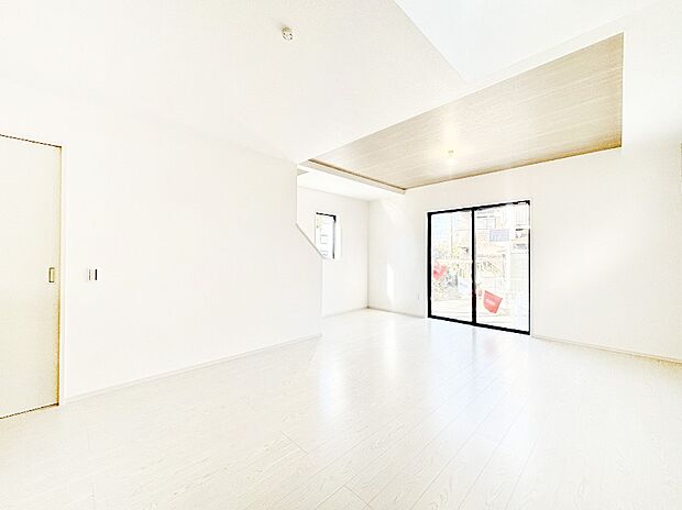 ご家族が自然と集まり、賑やかな笑い声で包まれる憩いの空間になりそうですね!