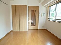 スカイコート原宿 12階1Kのリビング/ダイニング