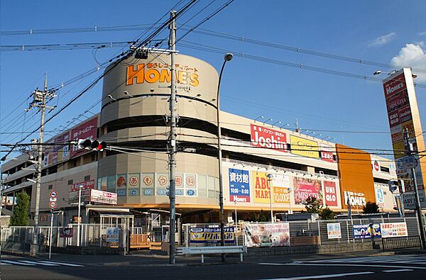 画像6:島忠HOME’S（島忠ホームズ） 寝屋川店（1928m）