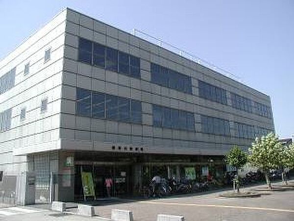 画像23:寝屋川郵便局（641m）