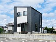 郡山駅よりバス23分 徒歩2分 築2年1ヶ月の賃貸物件