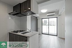 京急本線 新馬場駅 徒歩5分の賃貸マンション 5階1DKのリビング/ダイニング