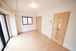 パシフィックモナーク 302 3階1Kのリビング/ダイニング