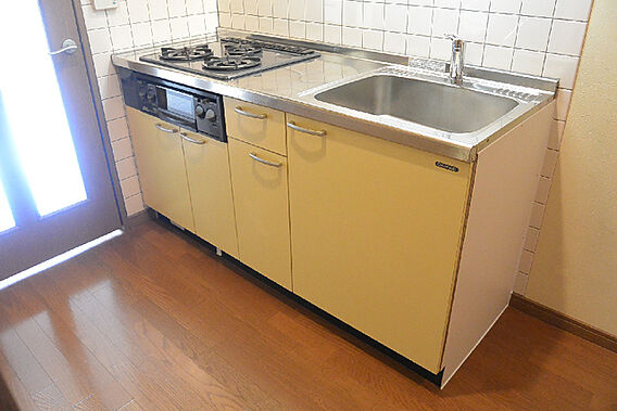 コズミック スペース_内装_1