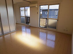 ラルーナＡ 205 2階2DKのリビング/ダイニング