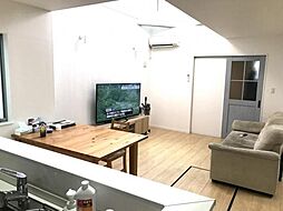 大阪市此花区春日出北中古一戸建て 4LDKのリビング/ダイニング