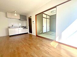 サンロイヤル都島本通 2LDKのリビング/ダイニング