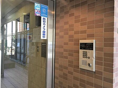 オートロック付きで安心のセキュリティです。