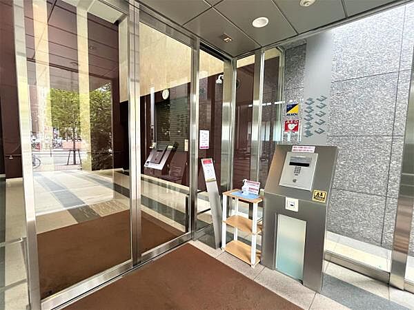 ～ロビー～ セキュリティ面も充実しており、女性の方でも安心してお住まいになれます。