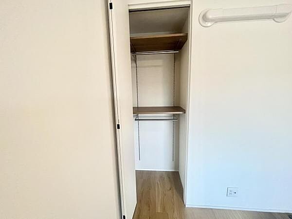 ご家族の成長と共に、いつの間にか増えてしまうお荷物もしっかりとしまっておける十分な収納スペース