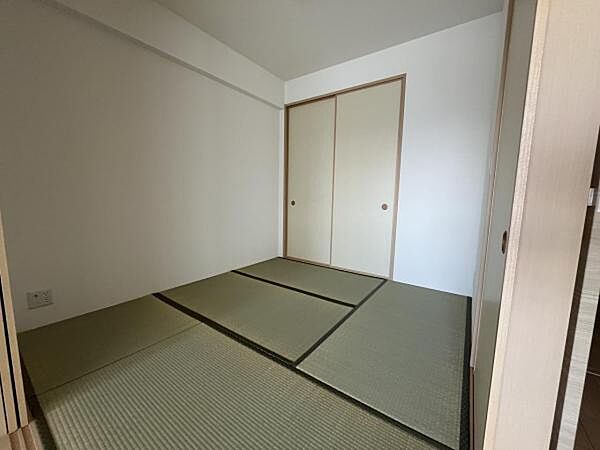～和室～ 約4.5帖の和室です。