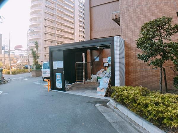 ～共用部～ ゴミ捨て場です。