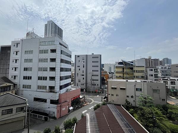 ～眺望～ 南東向きバルコニーからの眺望です。