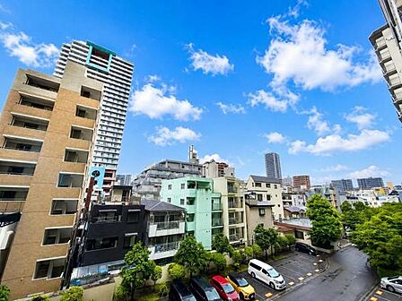バルコニーからの眺望です。