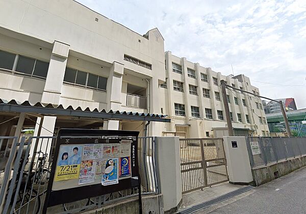 大阪市立下福島中学校