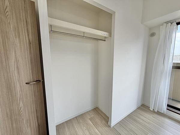 ＼クローゼット／ オープンクローゼットを採用しております。