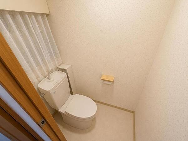 掲載写真の小物はAI加工により除去しており、空間をよりご覧いただきやすくしています。