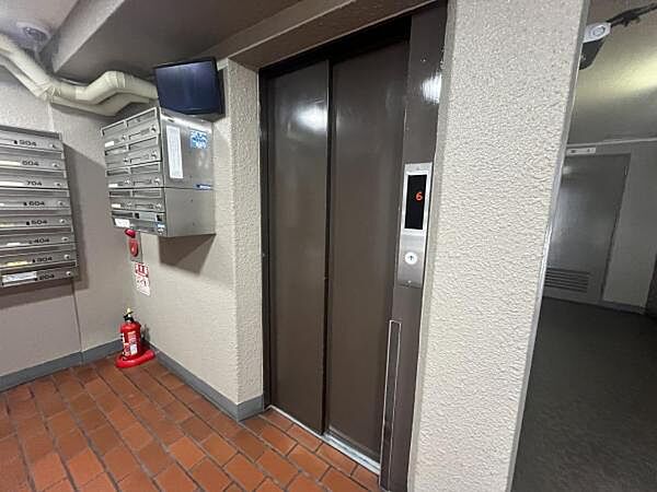 ～その他共用部～ エレベーター部分です。