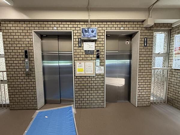 【エレベーター】 複数基完備されているエレベーターになります。