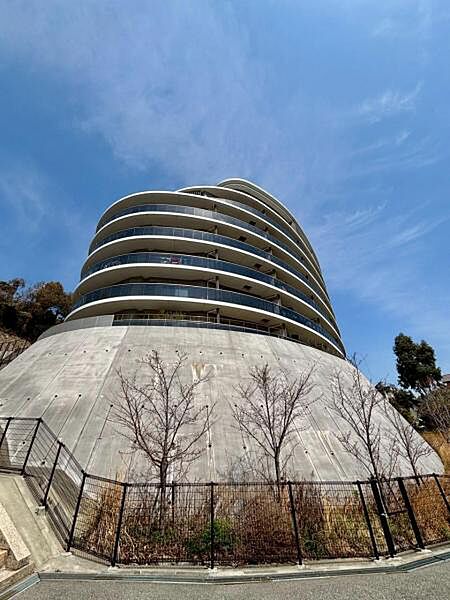 外観：328000621115