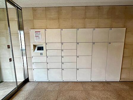 宅配ボックス付きで安心