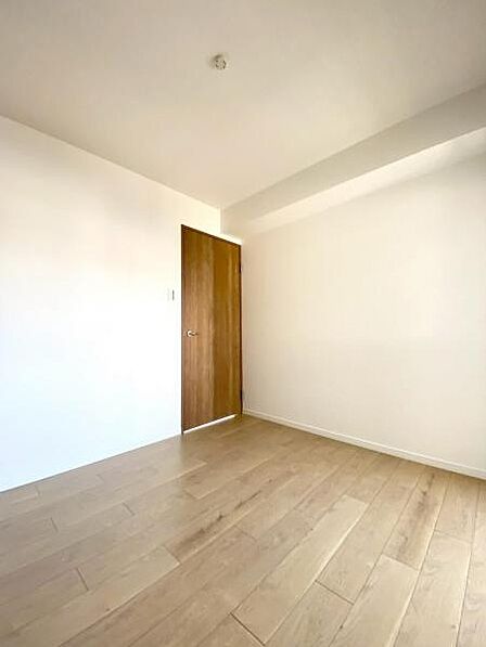 ■洋室■ 実際の室内空間・状況・日当たり等ご見学頂けます！お気軽にお問合せ下さい♪ 