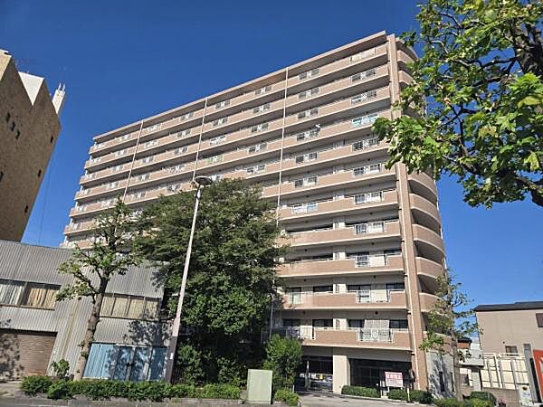 apartment 埼玉県熊谷市銀座3丁目
地図を見る