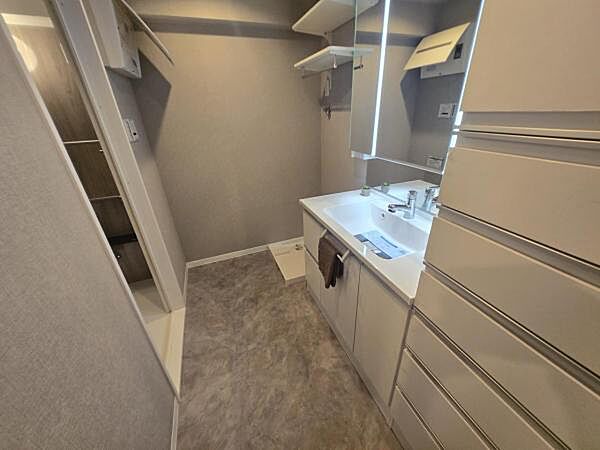 apartment 埼玉県熊谷市銀座3丁目
地図を見る
