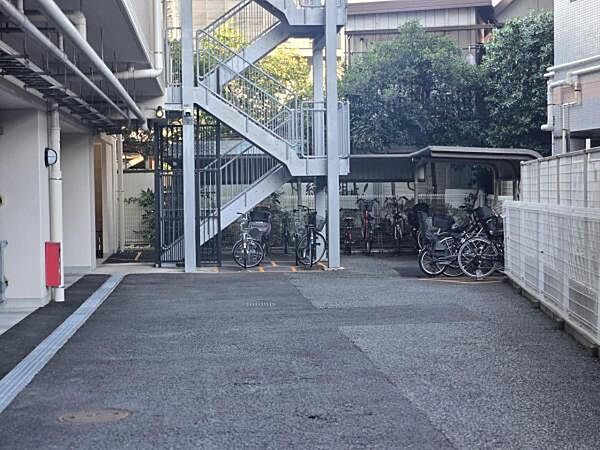 apartment 埼玉県熊谷市銀座3丁目
地図を見る