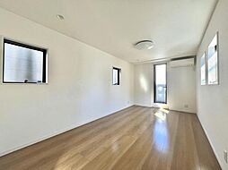 新宿区富久町　借地権付戸建 3LDKのリビング/ダイニング