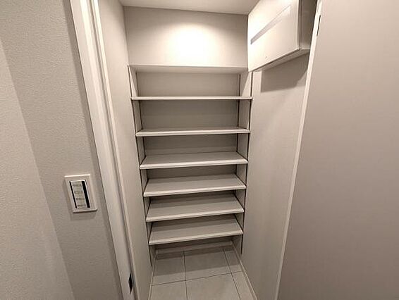 玄関に設置のS...