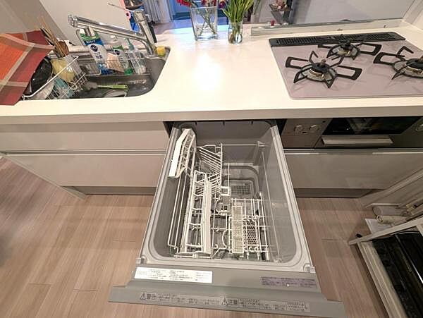 ビルトイン食洗器内蔵、所有者様は一度しか使っておりません