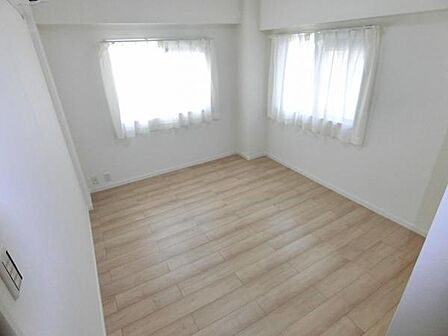 明るく風通しの良いお部屋からは東京スカイツリーが望めます。
