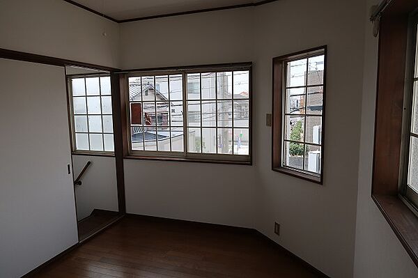 洋室