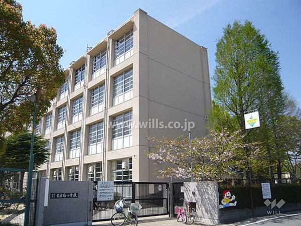 武庫南小学校[公立]の外観